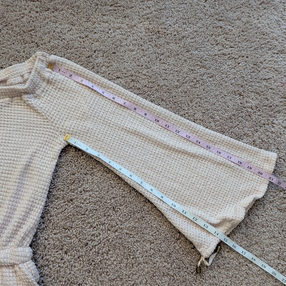 Saints+Secrets Beige Waffle Knit Bell Sleeve Tie Waist Romper Size XS - Picture 8 of 9